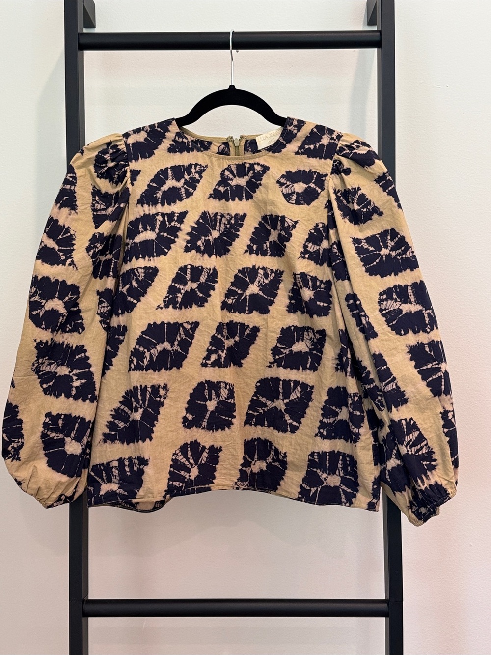 Ulla Johnson Beige and Black Printed Puff-Sleeve Blouse